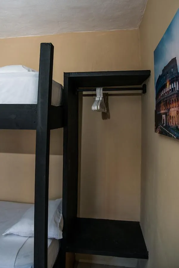 Deja Hostel Playa del Carmen Mexico